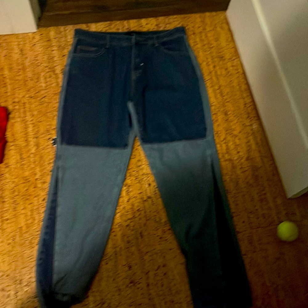 Different colored juny jeans